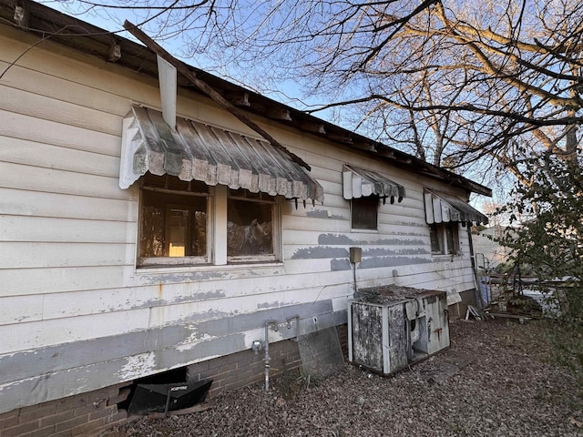 view of side of property