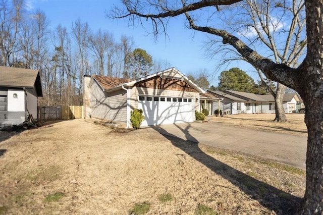 view of front facade featuring a garage