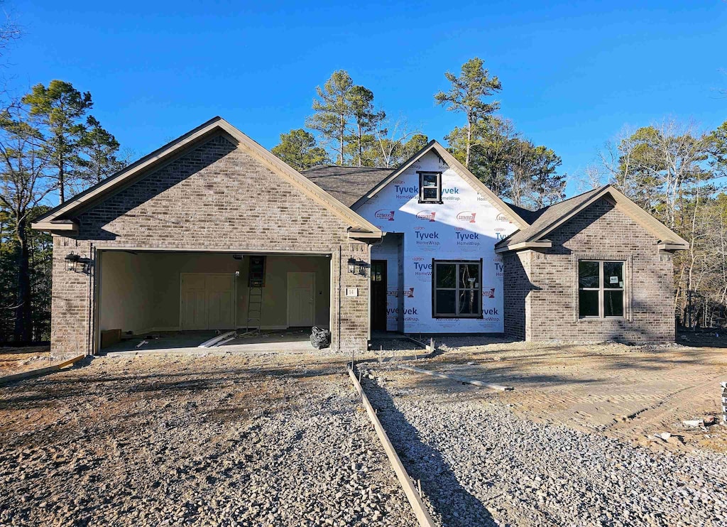 view of front of home featuring a garage