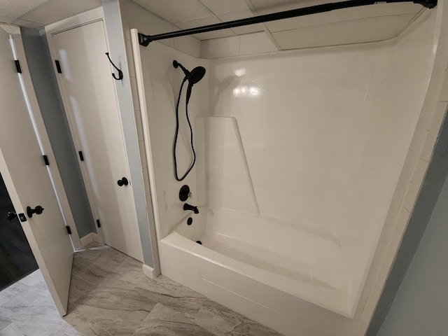 bathroom featuring shower / bathtub combination