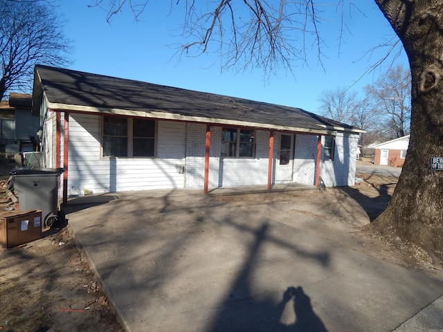 exterior space featuring a porch