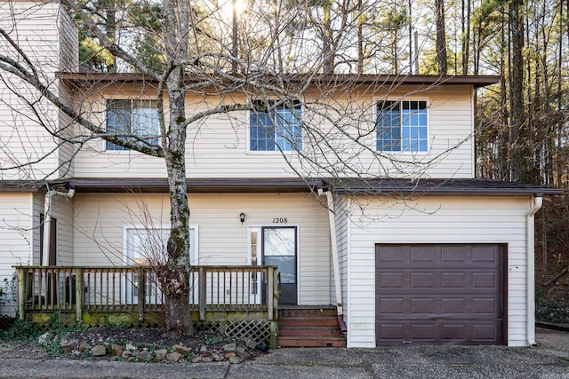 view of front of house featuring a garage