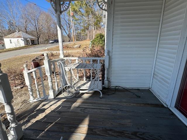 deck with covered porch