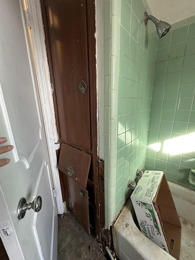 bathroom featuring bathing tub / shower combination