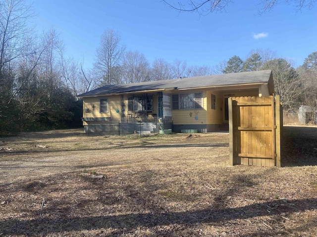 view of front of house featuring covered porch