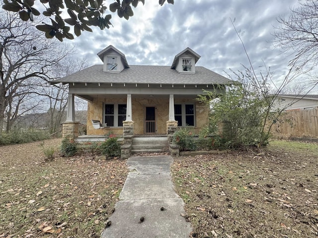 view of front of house featuring covered porch