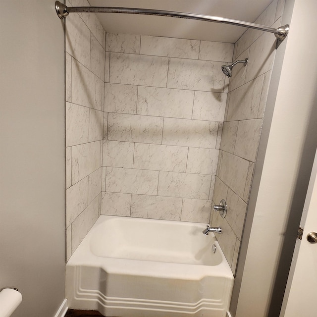 506 W Pleasure, Searcy, AR 72143 - bathroom featuring tiled shower / bath