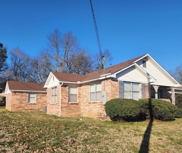 506 W Pleasure, Searcy, AR 72143 - view of home's exterior with a yard