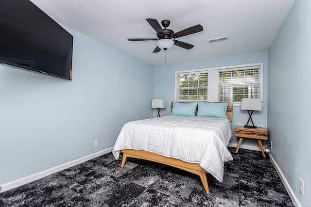 bedroom featuring ceiling fan and carpet flooring