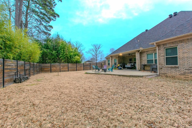 view of yard with a patio