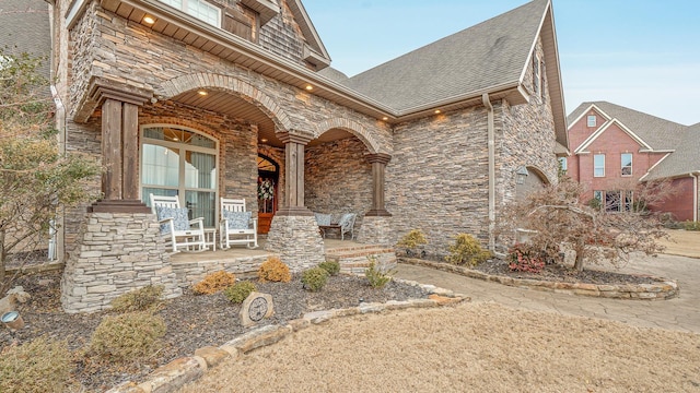 view of front of house featuring covered porch