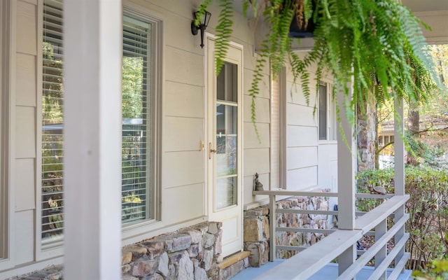 property entrance with a porch