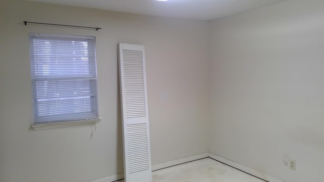 unfurnished bedroom featuring a closet