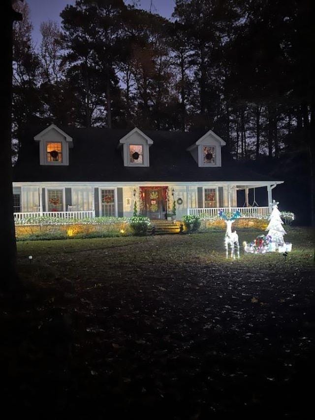 view of front of house