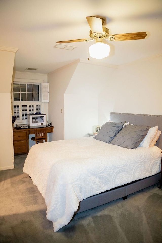 bedroom featuring carpet flooring and ceiling fan