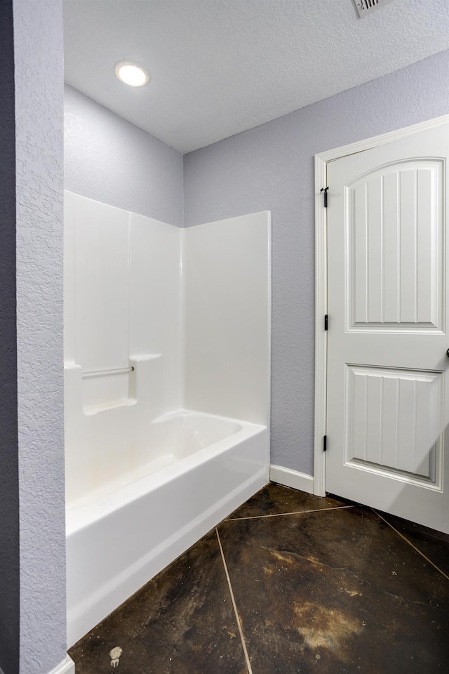 bathroom featuring shower / bathtub combination