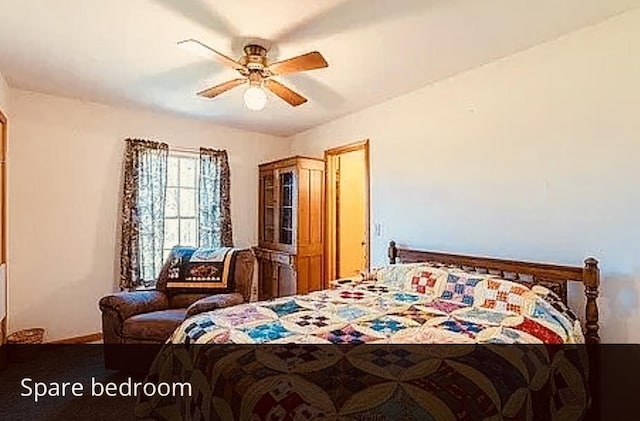 bedroom featuring ceiling fan