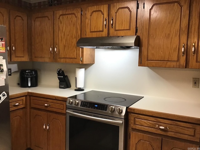 kitchen featuring appliances with stainless steel finishes