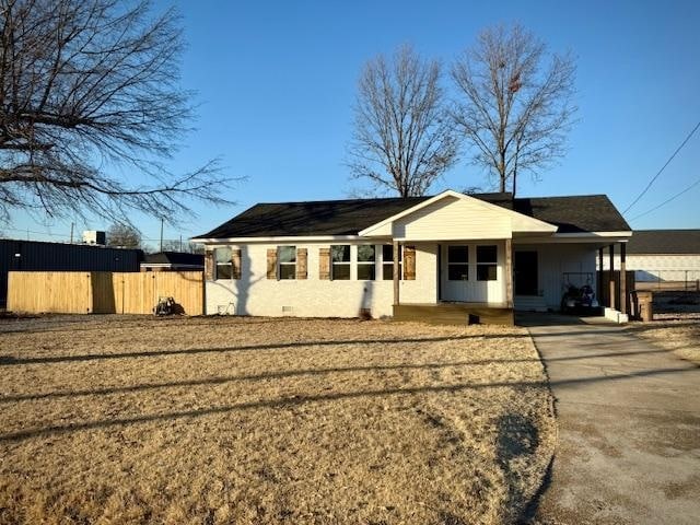 view of front of home