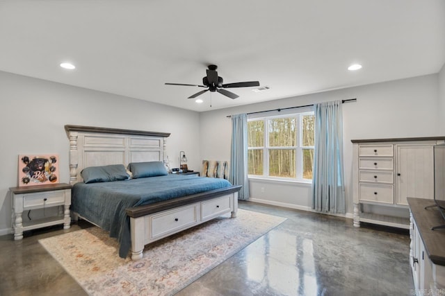 bedroom featuring ceiling fan