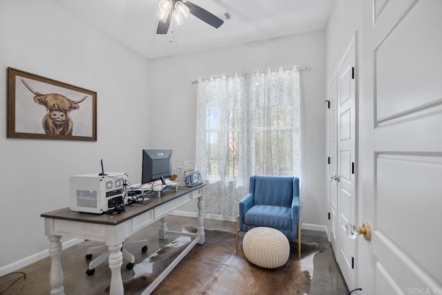 office area featuring ceiling fan