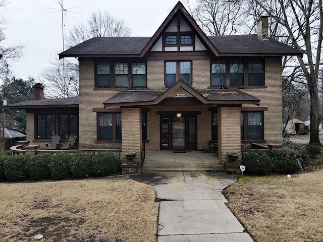 view of front of home with a front yard