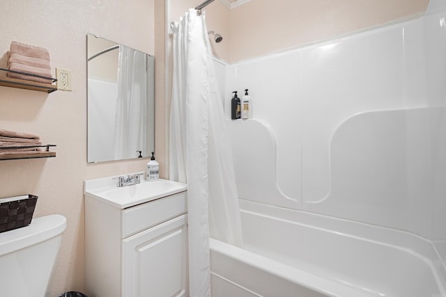 full bathroom with shower / bathtub combination with curtain, vanity, and toilet