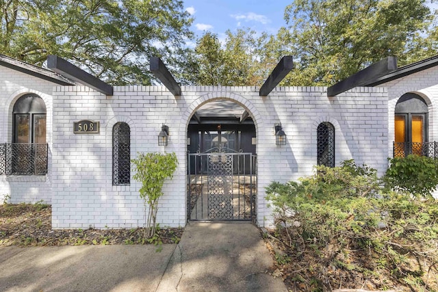 view of property entrance