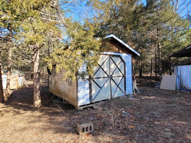 view of outdoor structure