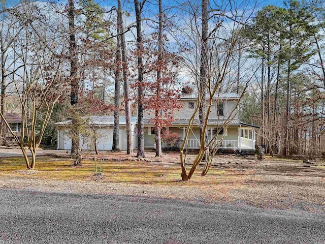 view of front of property