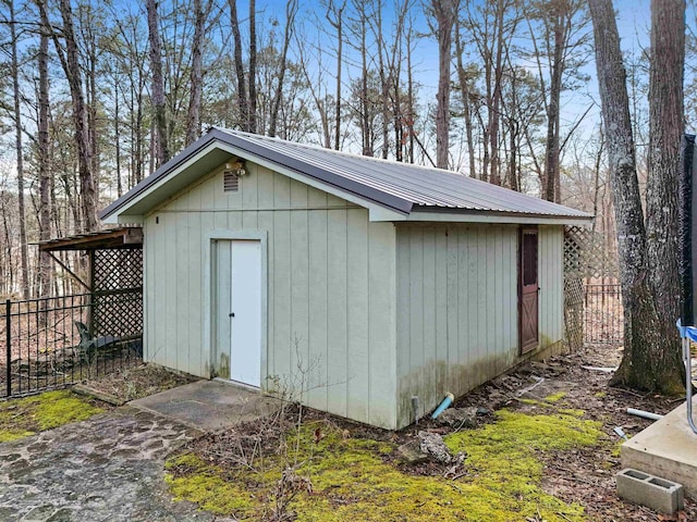 view of outbuilding