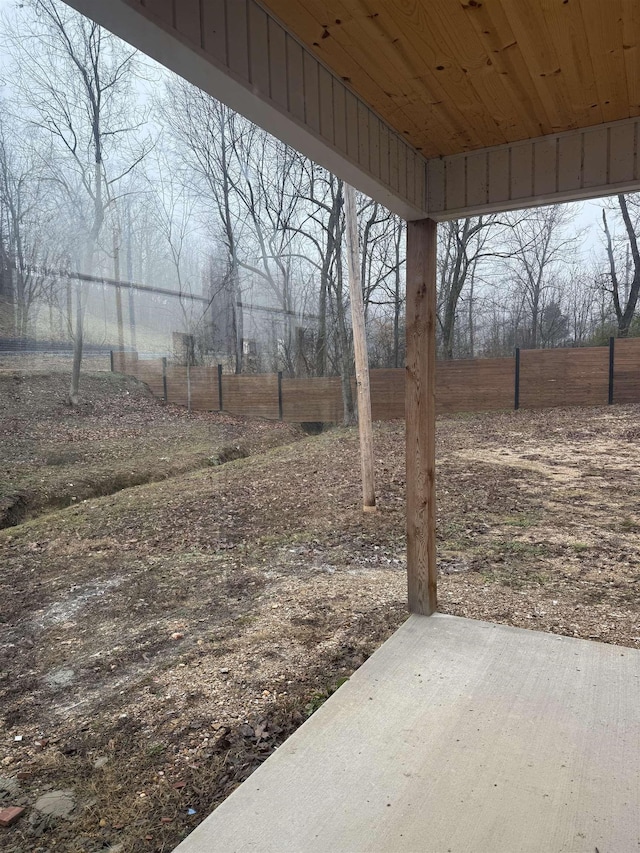 view of yard featuring a patio