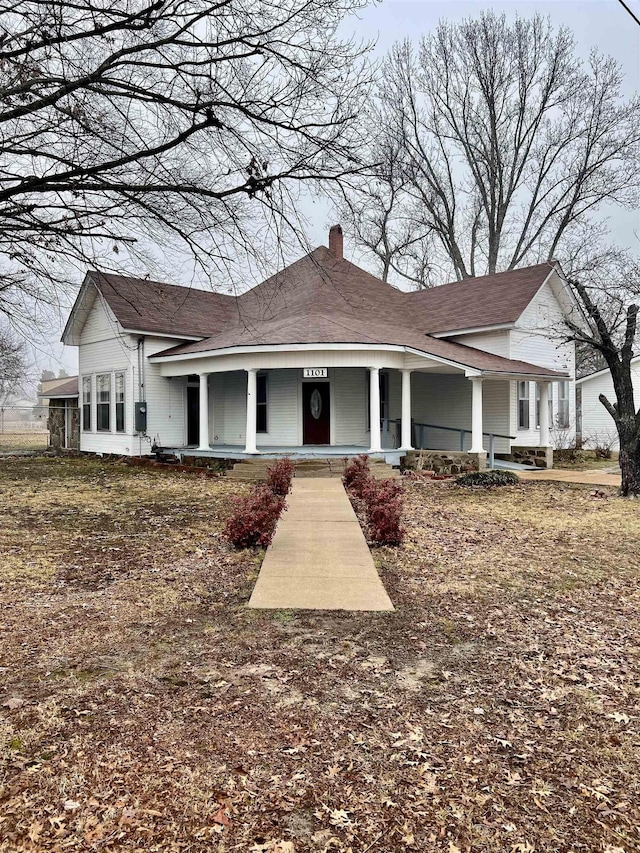 view of front of property with a porch