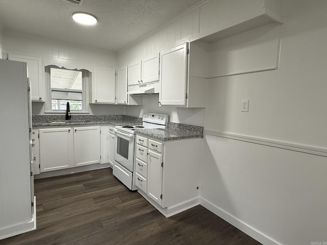 kitchen featuring sink, white appliances, a textured ceiling, and white cabinets