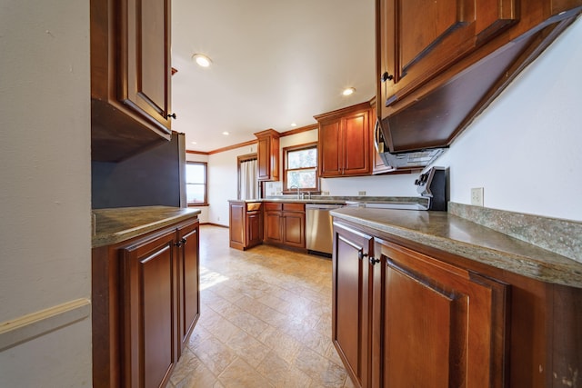 kitchen with crown molding, stove, sink, and stainless steel dishwasher