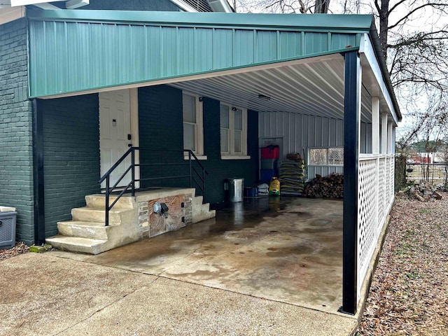 view of front of house featuring a carport