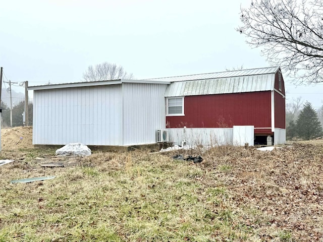 view of outdoor structure