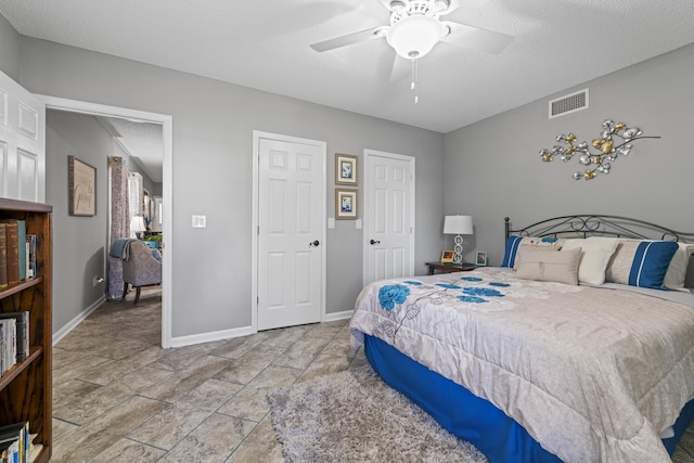 bedroom with ceiling fan