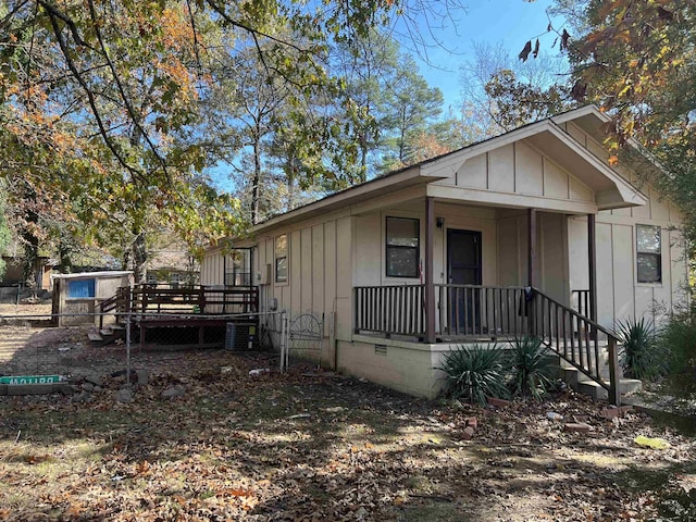 view of front of property with cooling unit