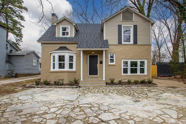 view of front facade featuring a patio