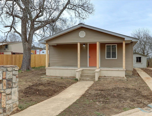 view of front facade featuring covered porch