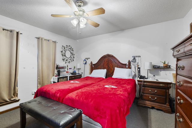 bedroom featuring ceiling fan, carpet flooring, and a textured ceiling