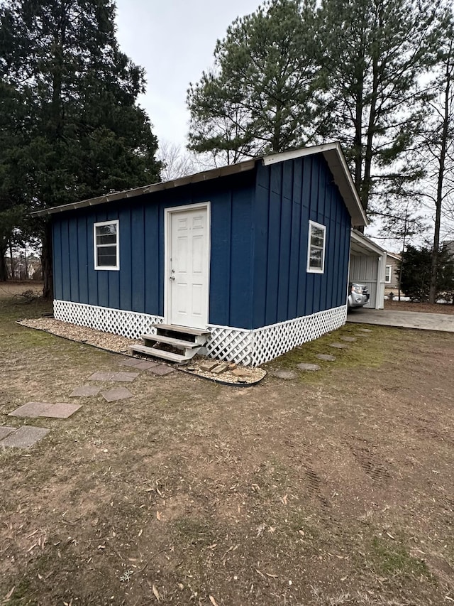 view of outdoor structure