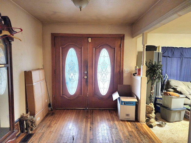 foyer featuring hardwood / wood-style floors