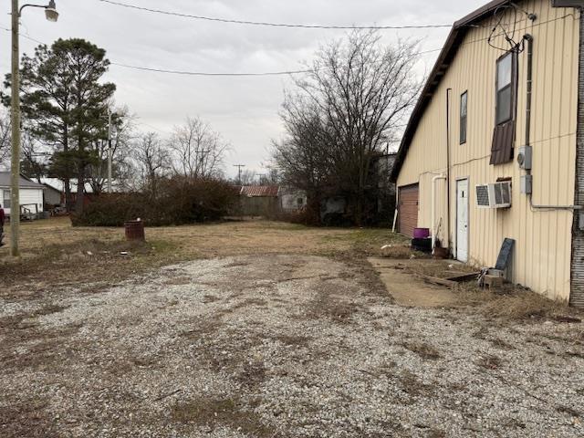 view of yard featuring a garage
