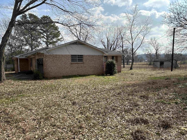 view of property exterior