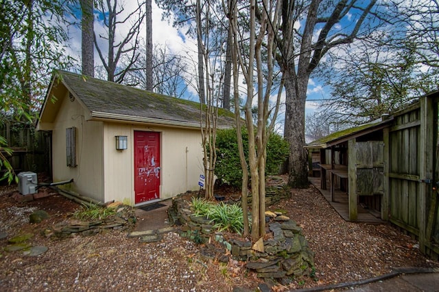 view of outbuilding