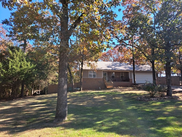 view of front of house with a front yard