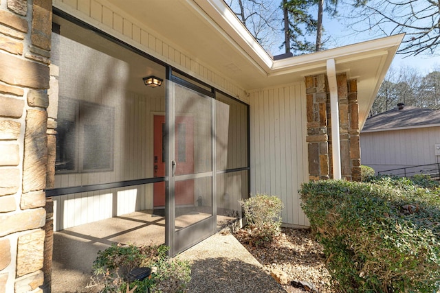 view of property entrance