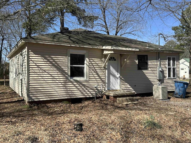 view of front of property featuring central AC unit